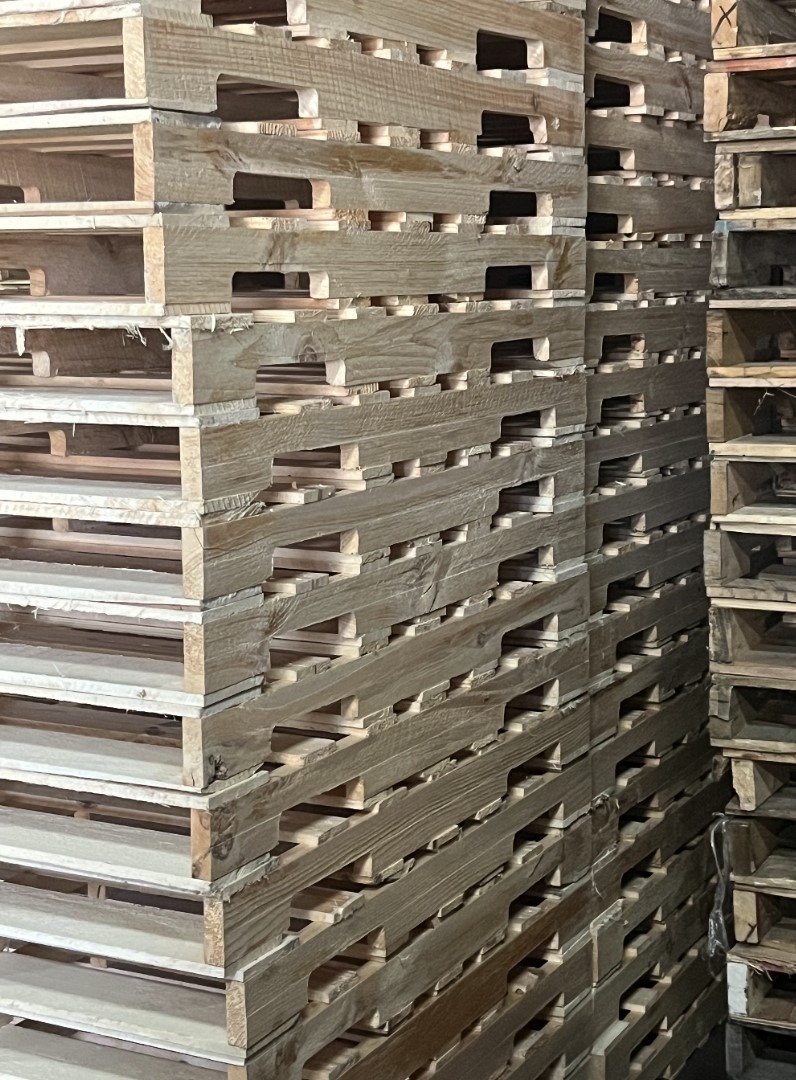 New 4-Way Pallets